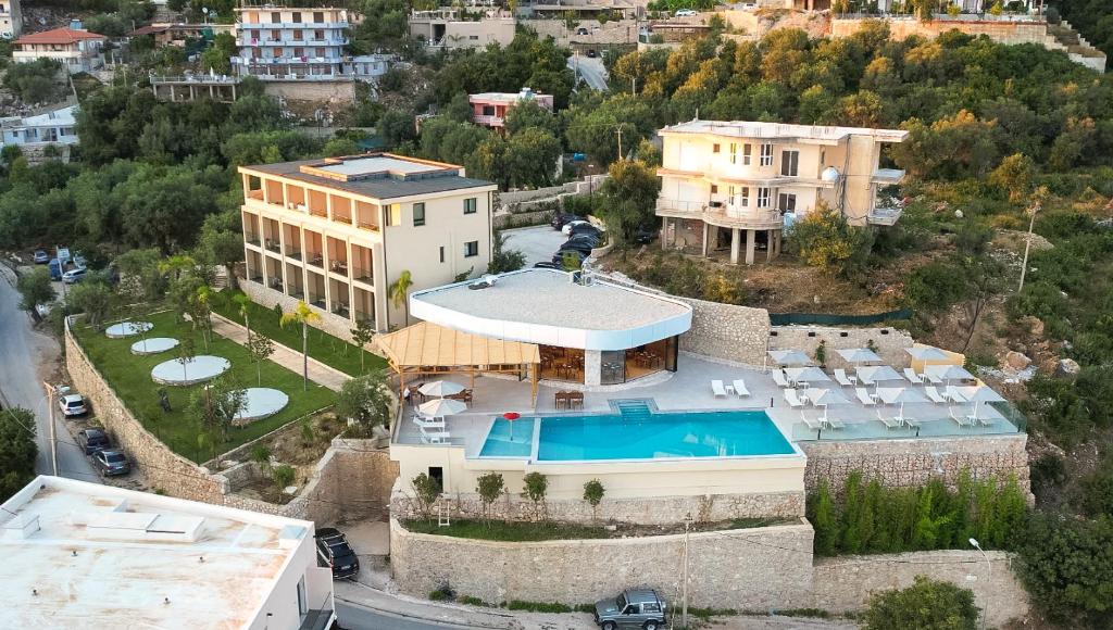 Aurum Hotel Palasë - Gallery Image 1