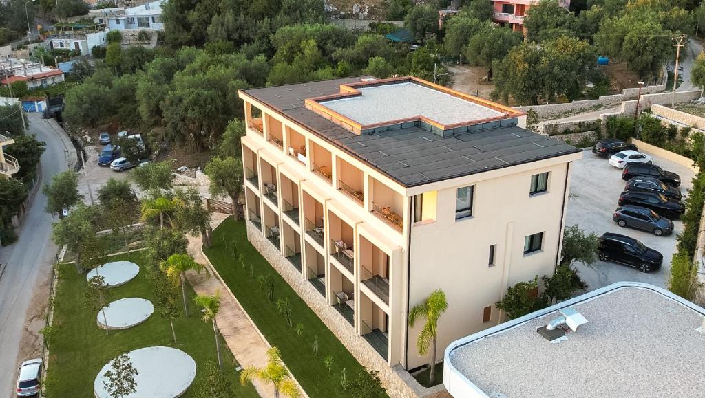 Aurum Hotel Palasë - Gallery Image 2